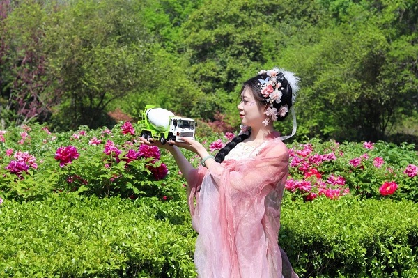 【公司新聞】美！太美了！快來欣賞凌宇“牡丹仙子”