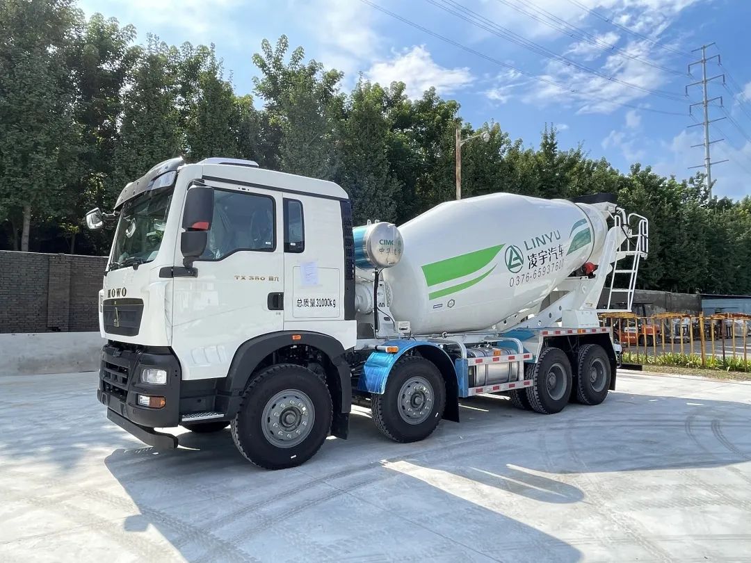 凌宇混動(dòng)攪拌車的特點(diǎn)優(yōu)勢(shì)在于哪些方面？