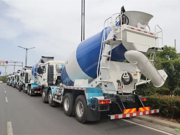 夏日炎炎，凌宇超甜！60臺“藍胖子”奔赴華南