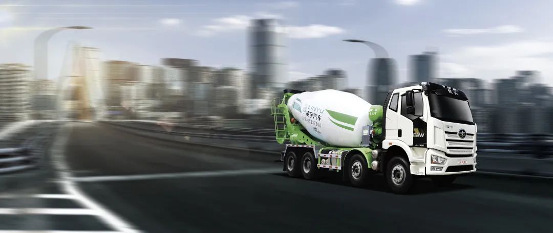 走南闖北，TA依舊一往無前，詮釋自信人生