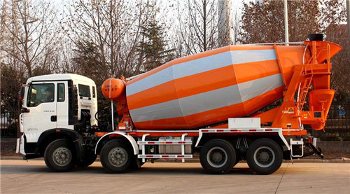 貴港召開防止混凝土攪拌車拋撒滴漏會議，如何防止混凝土攪拌車撒漏問題